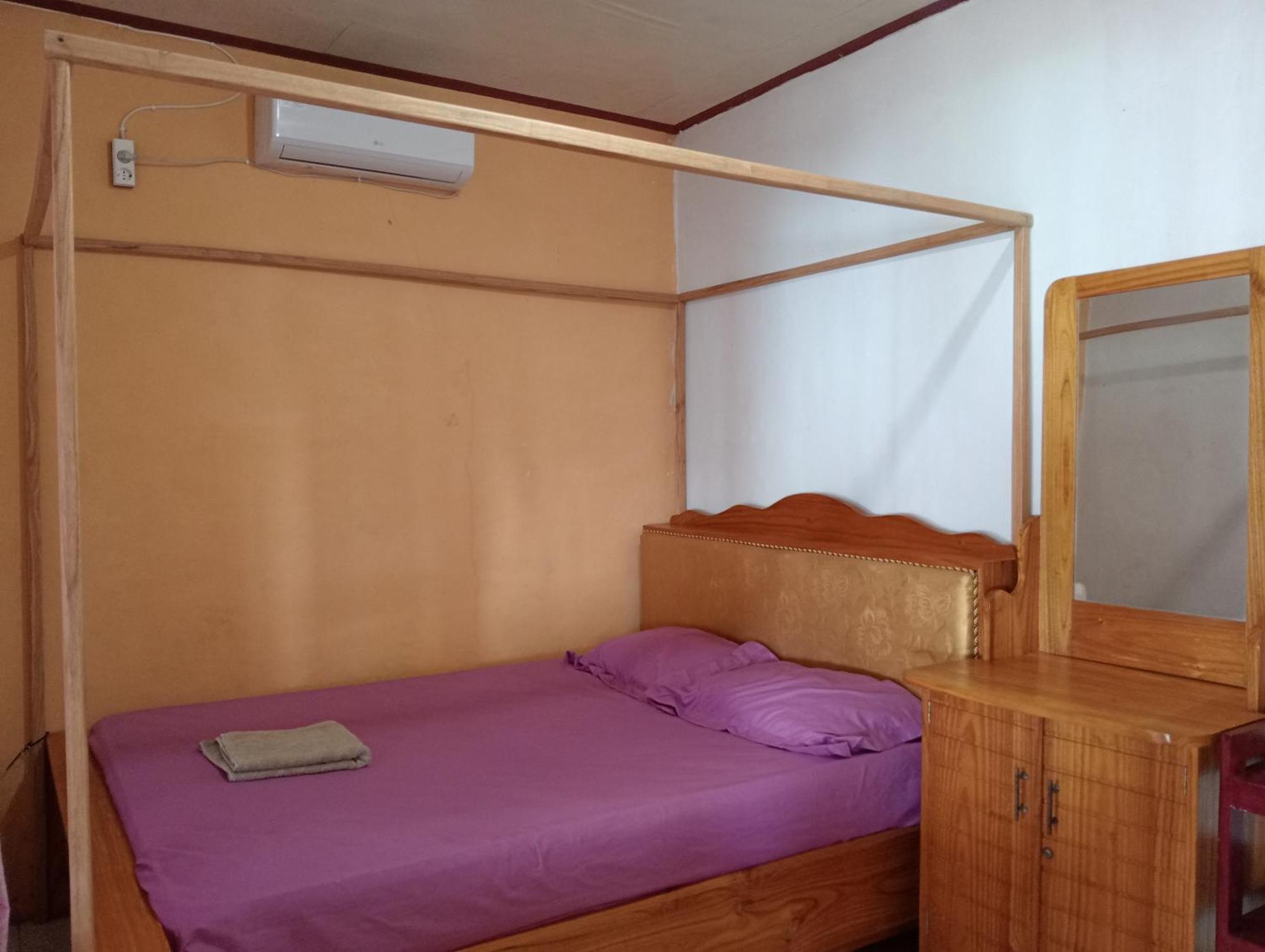 Mamalis Homestay มานาโด ภายนอก รูปภาพ